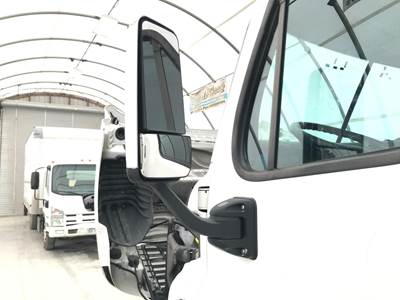 Freightliner Cascadia Door Mirror