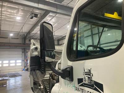 Freightliner Cascadia Door Mirror