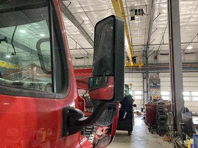 Freightliner Cascadia Door Mirror