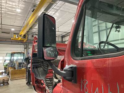 Freightliner Cascadia Door Mirror
