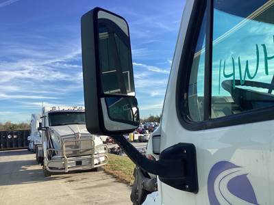 Freightliner Cascadia Door Mirror