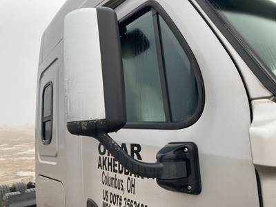 Freightliner Cascadia Door Mirror