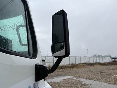 Freightliner Cascadia Door Mirror