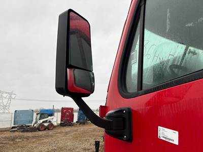 Freightliner Cascadia Door Mirror