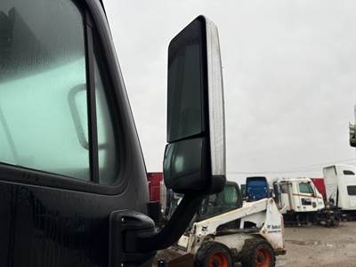 Freightliner Cascadia Door Mirror