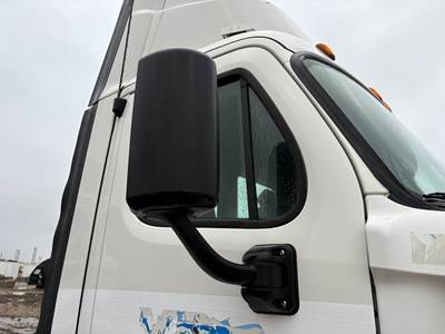 Freightliner Cascadia Door Mirror