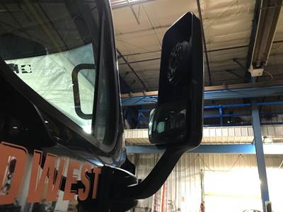 Freightliner Cascadia Door Mirror
