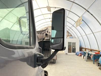 Freightliner Cascadia Door Mirror