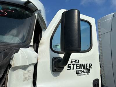 Freightliner Cascadia Door Mirror