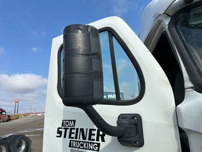 Freightliner Cascadia Door Mirror