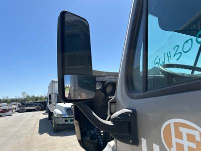 Freightliner Cascadia Door Mirror