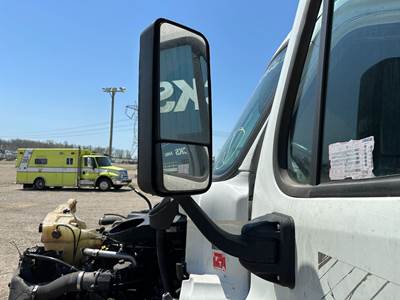 Freightliner Cascadia Door Mirror