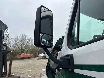 Freightliner Cascadia Door Mirror