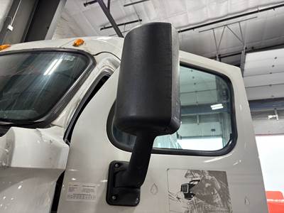 Freightliner Cascadia Door Mirror