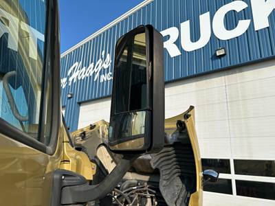 Freightliner Cascadia Door Mirror
