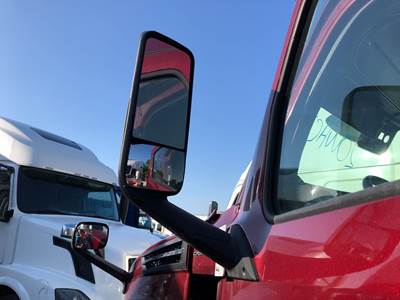 Freightliner Cascadia Door Mirror