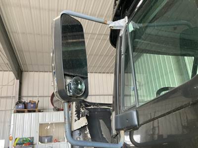 Freightliner Century Class 112 Door Mirror for a Freightliner C112 Century