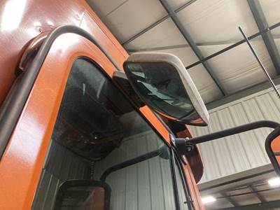 Freightliner Century Class 120 Door Mirror for a Freightliner C120 Century