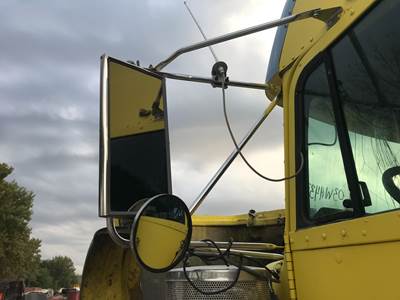 Freightliner Classic XL Door Mirror