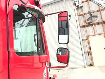 Freightliner Columbia 112 Door Mirror