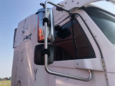 Freightliner Columbia 120 Door Mirror