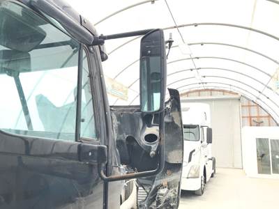 Freightliner Columbia 120 Door Mirror