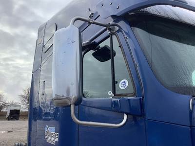 Freightliner Columbia 120 Door Mirror