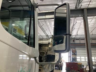 Freightliner Columbia 120 Door Mirror