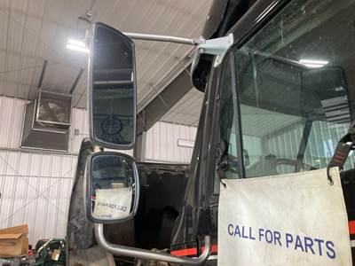 Freightliner Columbia 120 Door Mirror