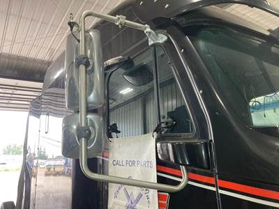 Freightliner Columbia 120 Door Mirror