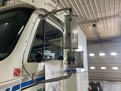 Freightliner Columbia 120 Door Mirror