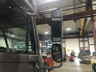 Freightliner Columbia 120 Door Mirror