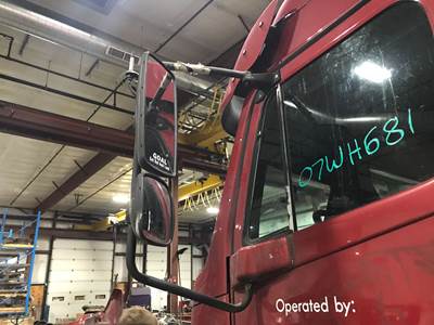 Freightliner Columbia 120 Door Mirror