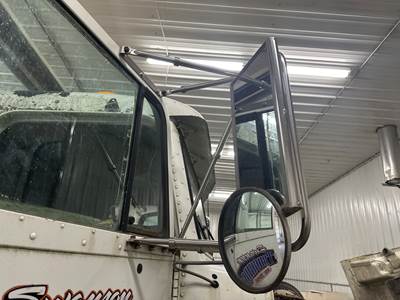 Freightliner FLD112 Door Mirror