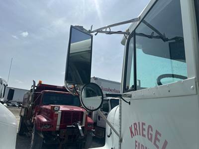 Freightliner FLD112 Door Mirror