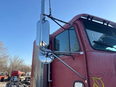 Freightliner FLD120 Door Mirror