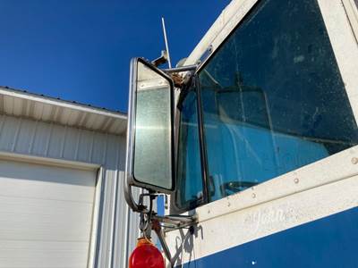 Freightliner FLT Door Mirror