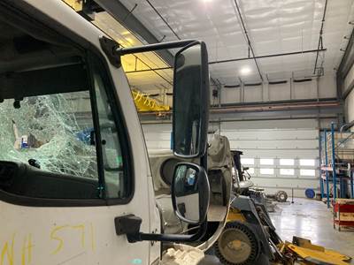 Freightliner M2 106 Door Mirror