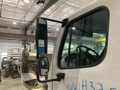 Freightliner M2 106 Door Mirror