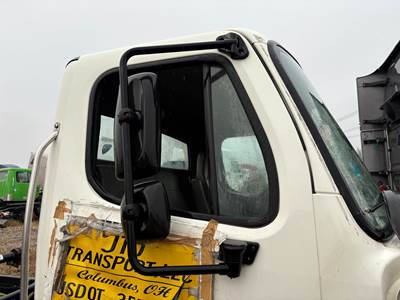 Freightliner M2 106 Door Mirror