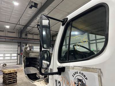 Freightliner M2 106 Door Mirror