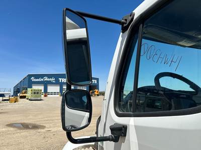 Freightliner M2 106 Door Mirror