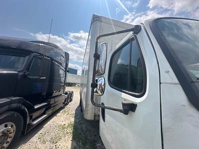 Freightliner M2 106 Door Mirror