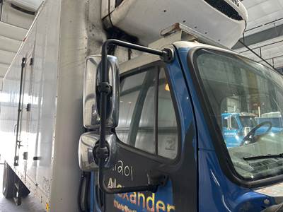 Freightliner M2 106 Door Mirror