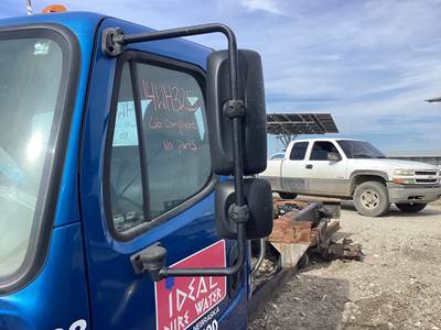 Freightliner M2 106 Door Mirror