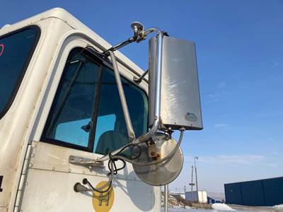 International 9100 Door Mirror