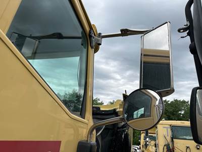 International 9100 Door Mirror