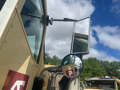 International 9100 Door Mirror