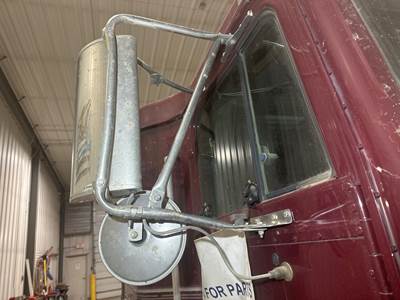 International 9200 Door Mirror