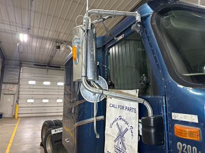 International 9200 Door Mirror
